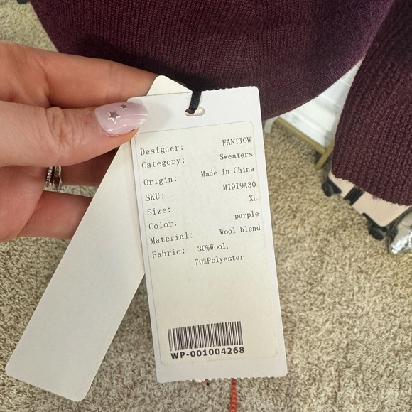 Wool blend crochet sweater - Picture 3 of 6